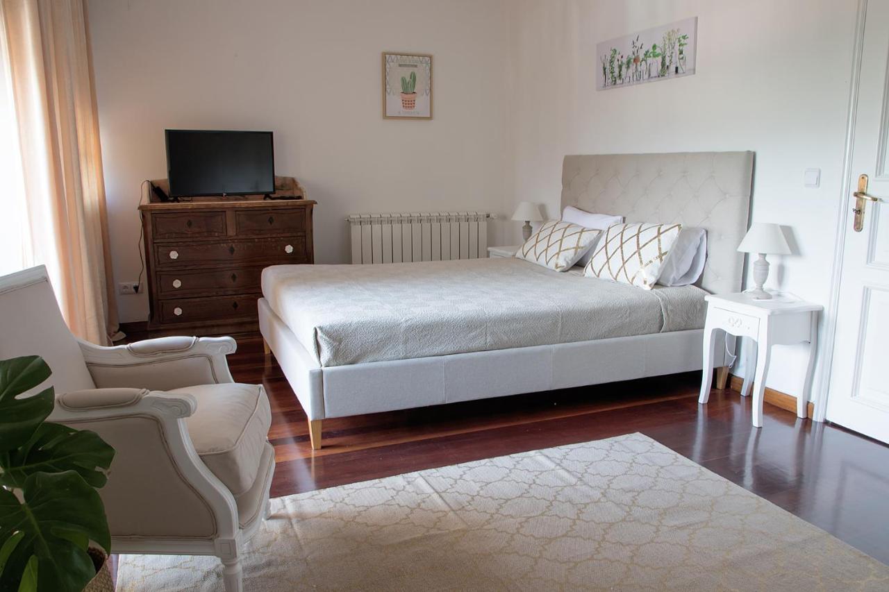 The Rooftop Suites Peso da Regua Exterior photo